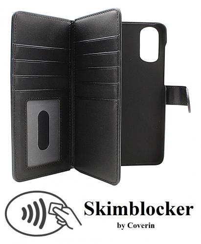 CoverinSkimblocker XL Magnet Fodral Motorola Moto G22