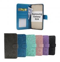 billigamobilskydd.seFlower Standcase Wallet Samsung Galaxy S24 5G (SM-S921B/DS)