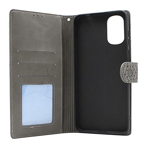Flower Standcase Wallet Motorola Moto G22