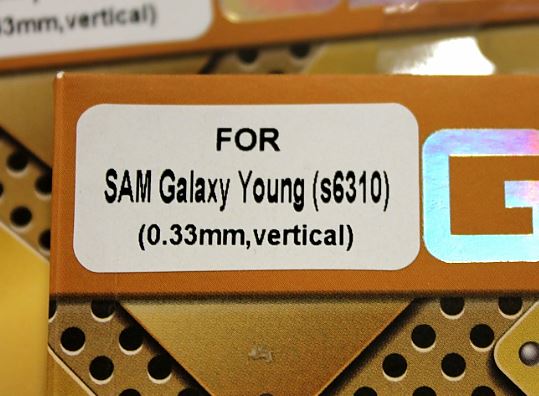 billigamobilskydd.seSkrmskydd av hrdat glas Samsung Galaxy Young (s6310)